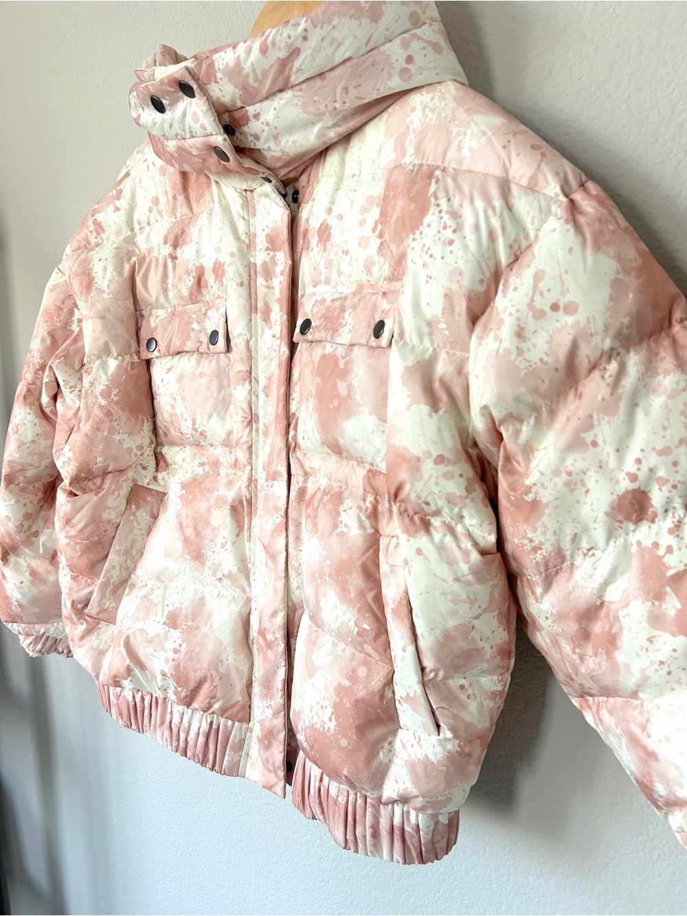 ATM Anthony Thomas Melillo Tie-Dye Down Puffer Jacket | Large | Chalk/Lunar Pink - Picture 13 of 16